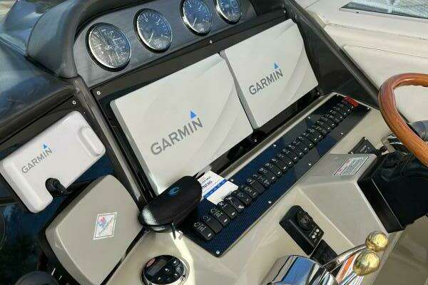 Sea Ray  Yacht For Sale