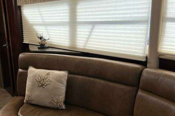 Sea Ray  Yacht For Sale