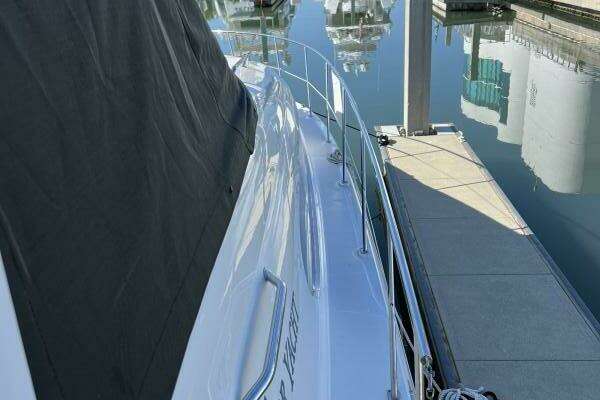 Sea Ray  Yacht For Sale