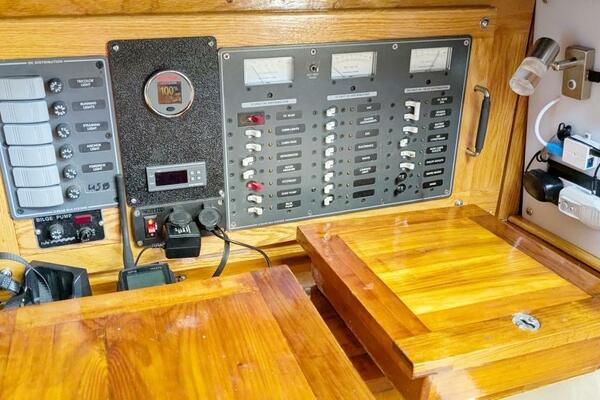 Whish 35ft Hallberg Rassy Yacht For Sale