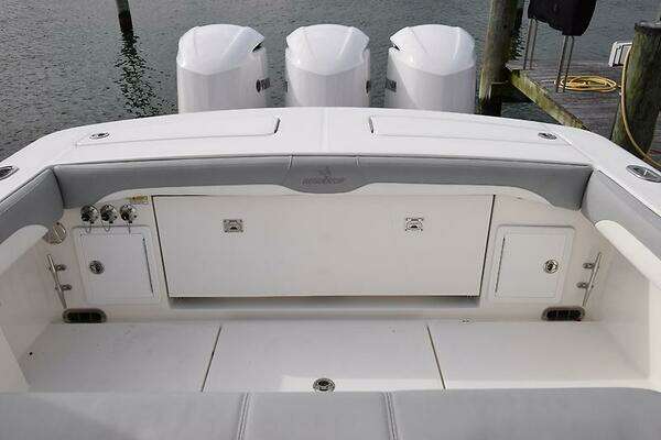 Regulator 34 Yacht For Sale