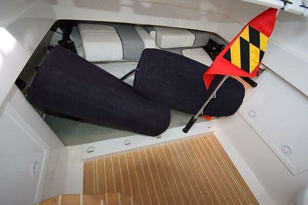 Regulator 34 Yacht For Sale