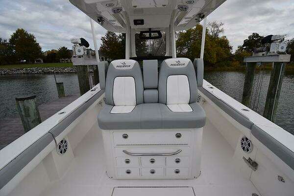 Regulator 34 Yacht For Sale