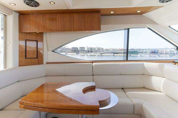 Riviera 44 Sport Yacht Yacht For Sale
