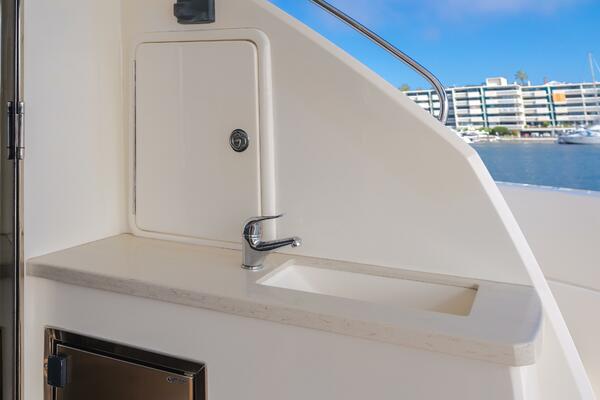 No Contingencies 44ft Riviera Yacht For Sale No Contingencies 44ft Riviera Yacht For Sale