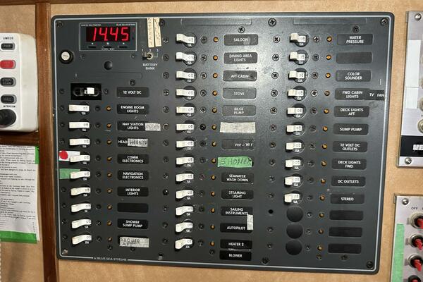 Phoenix VII 40ft Hughes Yacht For Sale