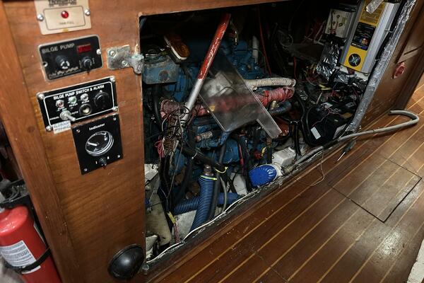 Phoenix VII 40ft Hughes Yacht For Sale