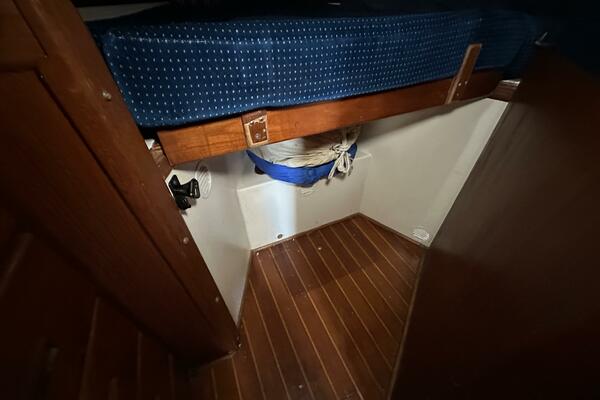 Phoenix VII 40ft Hughes Yacht For Sale