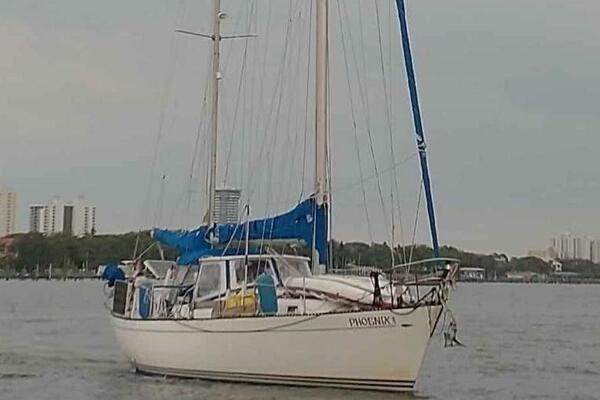 Phoenix VII 40ft Hughes Yacht For Sale