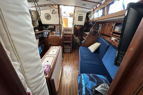 Phoenix VII 40ft Hughes Yacht For Sale