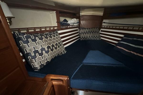 Phoenix VII 40ft Hughes Yacht For Sale