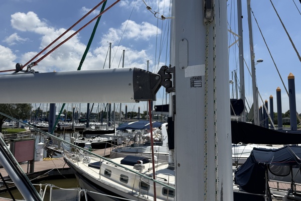 Star Chaser 43ft Beneteau Yacht For Sale
