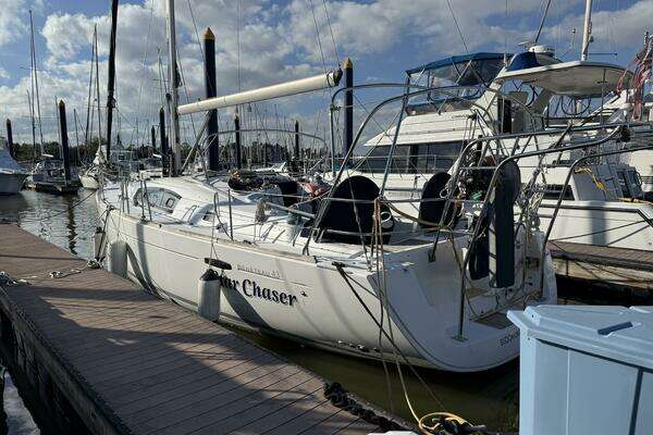 Photo of the 2008 Beneteau Oceanis 43 "Star Chaser"