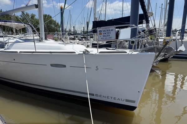 Star Chaser 43ft Beneteau Yacht For Sale
