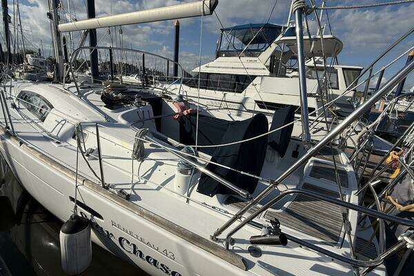 Photo of the 2008 Beneteau Oceanis 43 "Star Chaser"