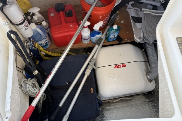 Star Chaser 43ft Beneteau Yacht For Sale