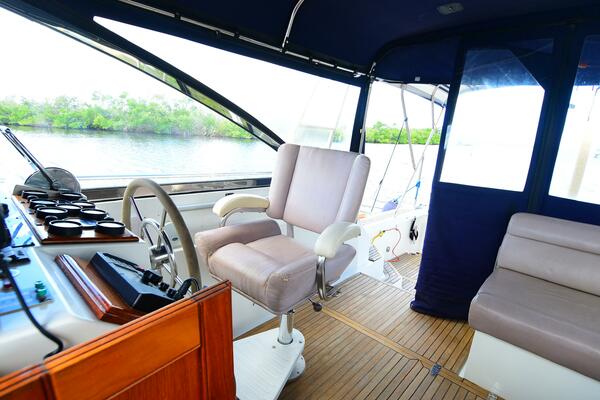 38ft Eastbay Yacht For Sale