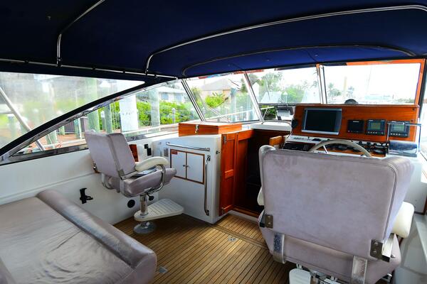 38ft Eastbay Yacht For Sale