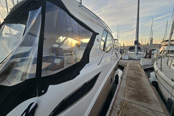 Levon II 35ft Sea Ray Yacht For Sale