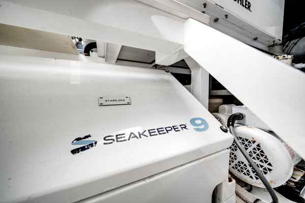 60ft Azimut Yacht For Sale