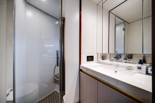 60ft Azimut Yacht For Sale