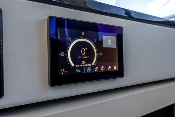 60ft Azimut Yacht For Sale