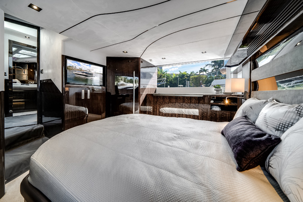 50ft Galeon Yacht For Sale