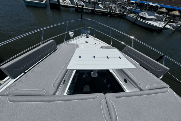 Galeon 500 FLY Yacht For Sale