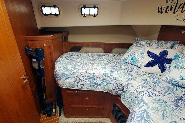 Mainship 430 Aft Cabin Yacht For Sale