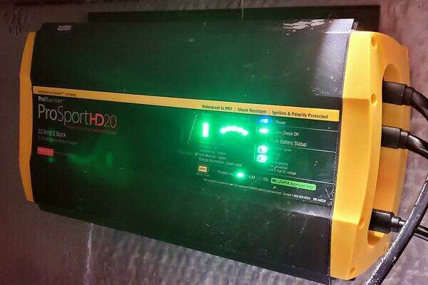 Mainship 430 Aft Cabin Yacht For Sale