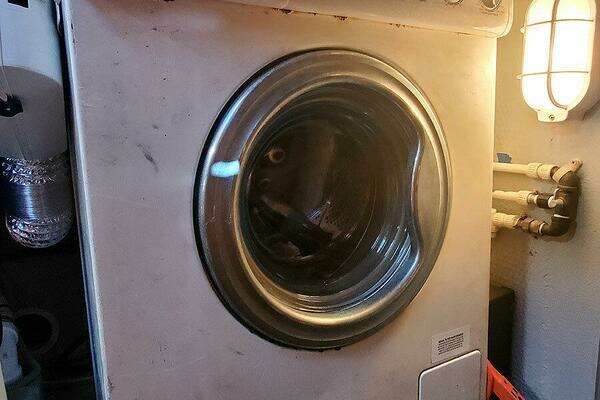 Mainship 430 Aft Cabin Yacht For Sale