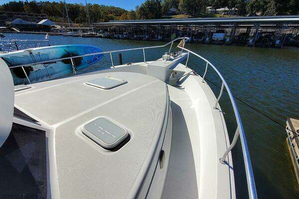 Mainship 430 Aft Cabin Yacht For Sale