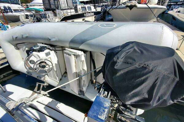 Mainship 430 Aft Cabin Yacht For Sale