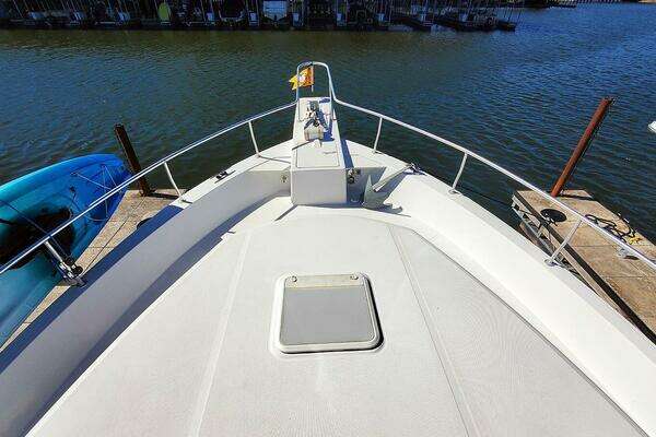 Mainship 430 Aft Cabin Yacht For Sale