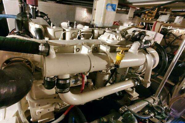 Mainship 430 Aft Cabin Yacht For Sale