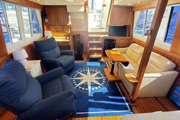 Mainship 430 Aft Cabin Yacht For Sale