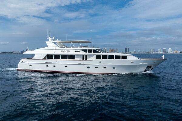 118-ft-Trinity Yachts-1999-DIRT POOR-Fort Lauderdale Florida United States yacht for sale