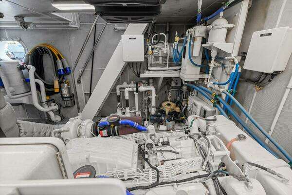 Trinity Yachts  Yacht For Sale