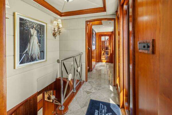 Trinity Yachts  Yacht For Sale