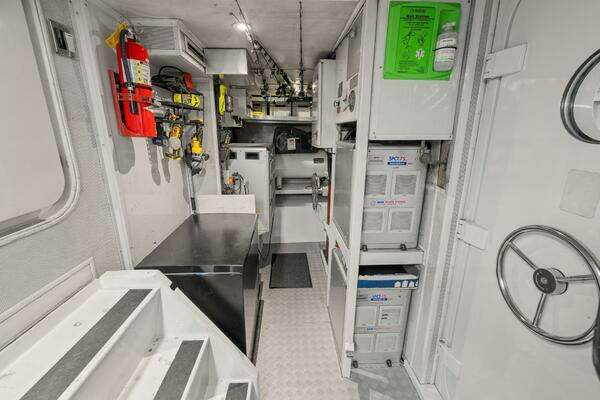 Trinity Yachts  Yacht For Sale