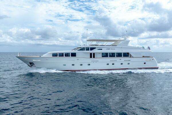 Trinity Yachts  Yacht For Sale