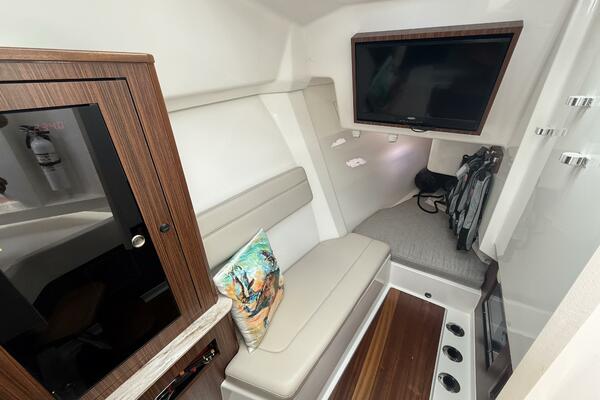 36ft Pursuit Yacht For Sale