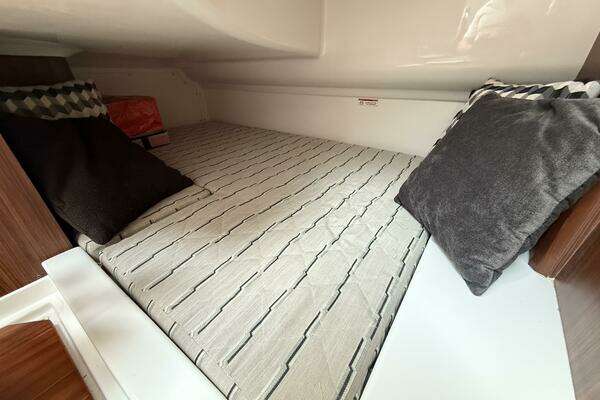 Pursuit  Yacht For Sale