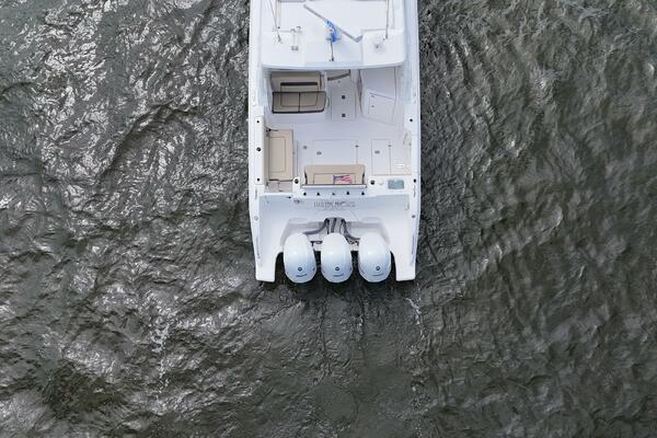 36ft Pursuit Yacht For Sale