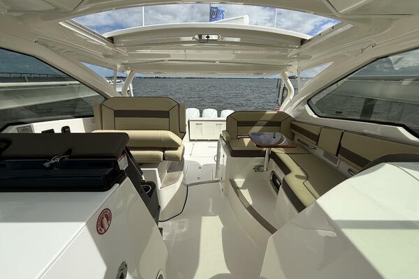 36ft Pursuit Yacht For Sale