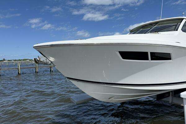 Pursuit  Yacht For Sale