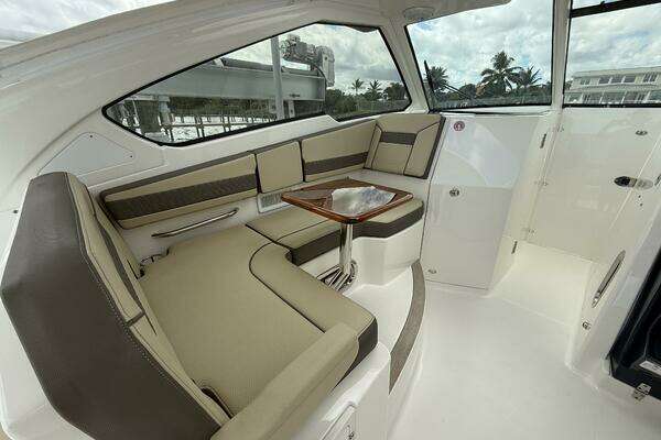 Pursuit  Yacht For Sale