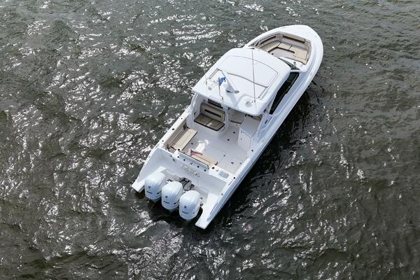 36ft Pursuit Yacht For Sale
