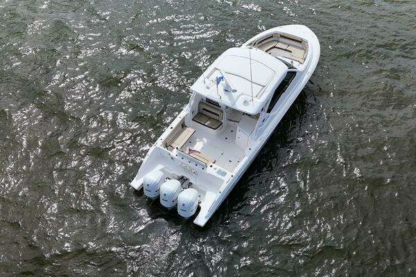 Pursuit  Yacht For Sale