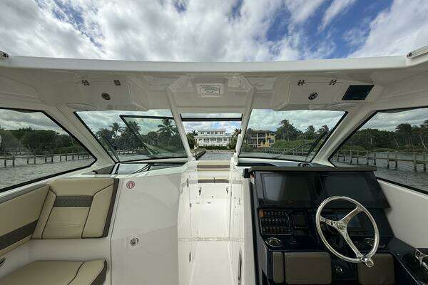 Pursuit  Yacht For Sale